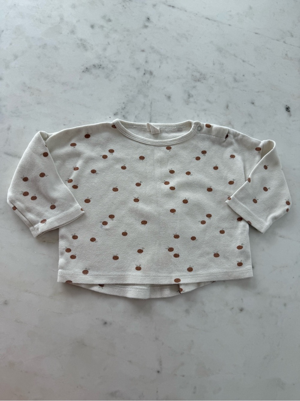 Quincy Mae Cream Long-Sleeve Top with peach print